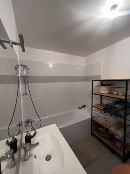 Апартаменты T3 Cosy, Neuf Et Ensoleille Марсель Экстерьер фото
